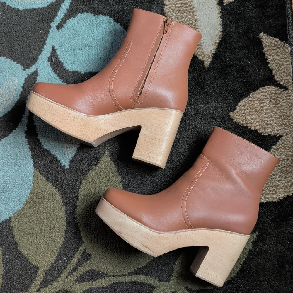 Like New! Charlotte Stone - Paz Platform Boots - 10 - Picture 3 of 7